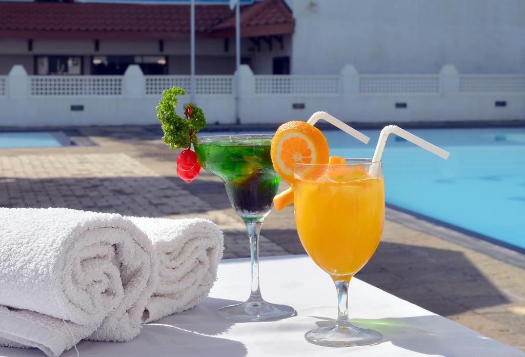 Mount Breeze Hotel Dehiwala-Mount Lavinia Kültér fotó