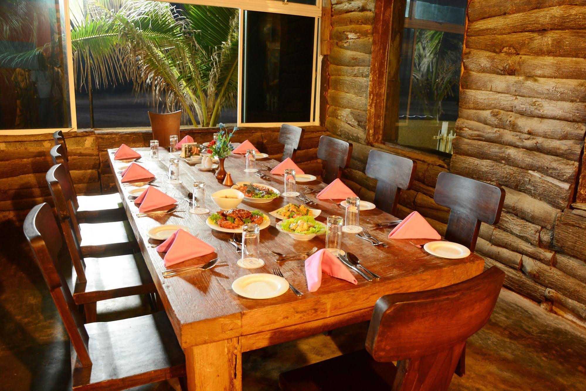 Mount Breeze Hotel Dehiwala-Mount Lavinia Kültér fotó