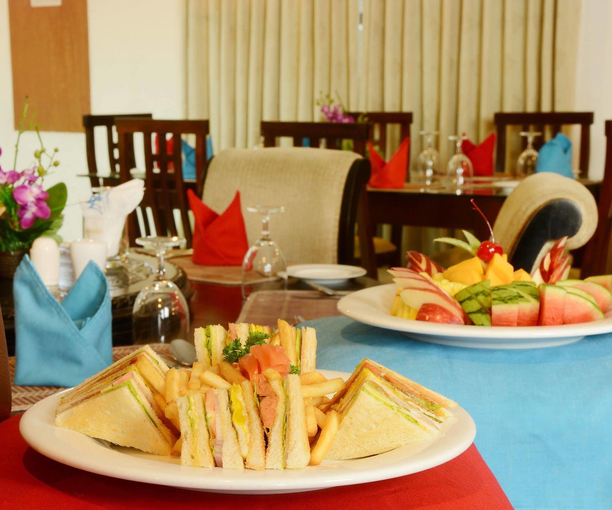 Mount Breeze Hotel Dehiwala-Mount Lavinia Kültér fotó