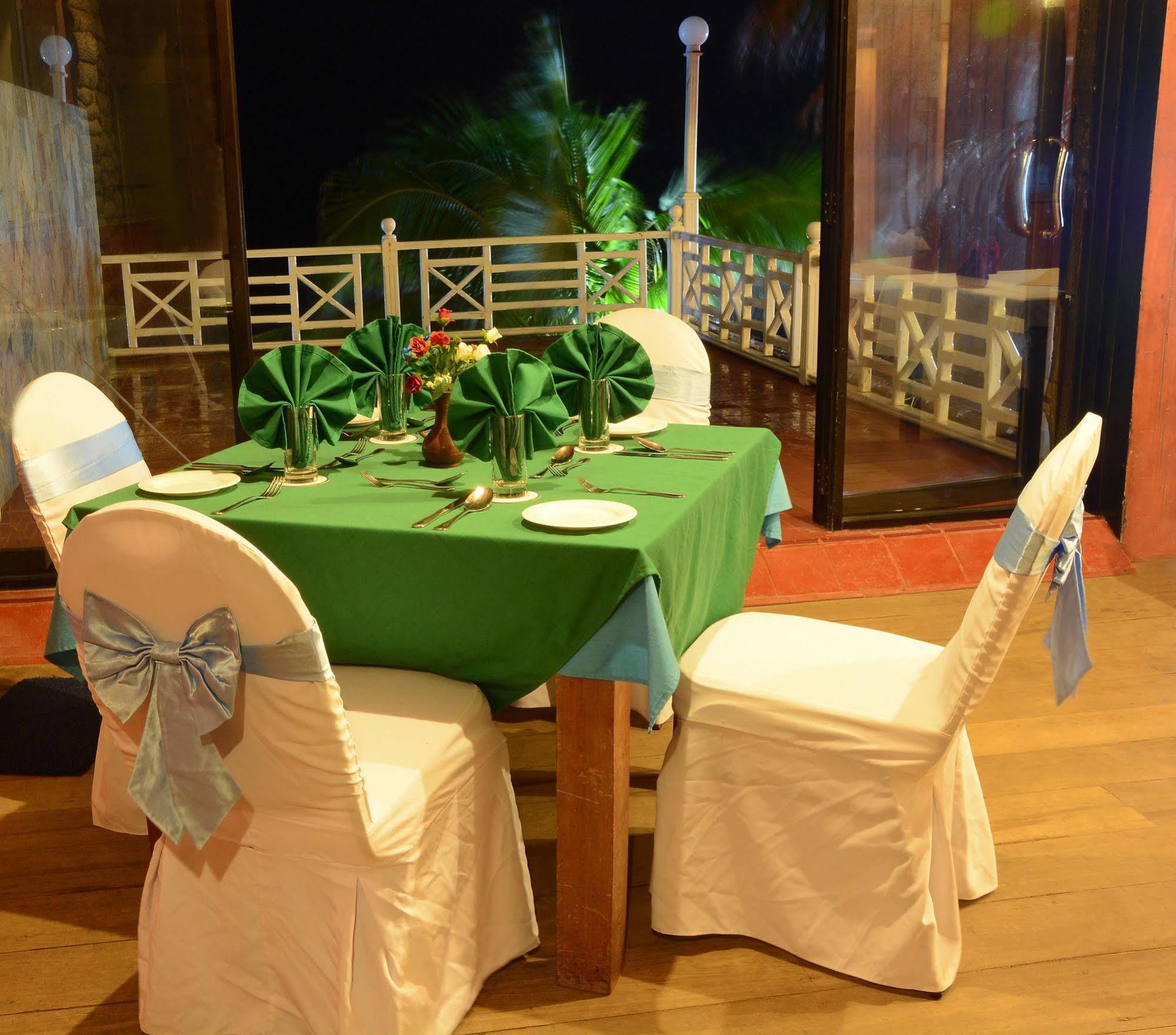 Mount Breeze Hotel Dehiwala-Mount Lavinia Kültér fotó
