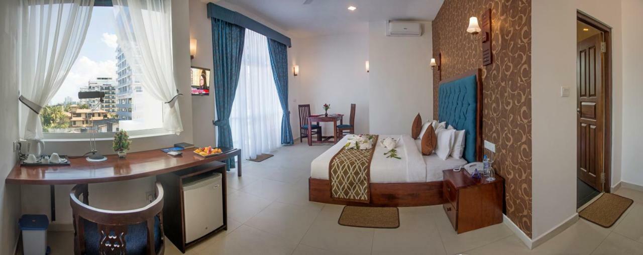Mount Breeze Hotel Dehiwala-Mount Lavinia Kültér fotó