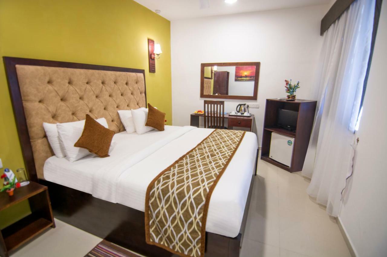 Mount Breeze Hotel Dehiwala-Mount Lavinia Kültér fotó
